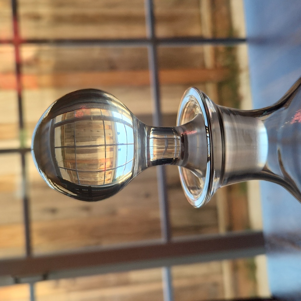 Cornet Barcelona Segrada Glass Decanter - Picture 5 of 13